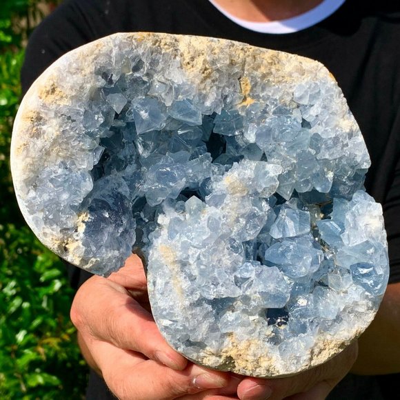 HUGE 5.37 LB Natural Blue Celestite Geode Quartz Crystal Heart Mineral Specimen - Picture 3 of 11